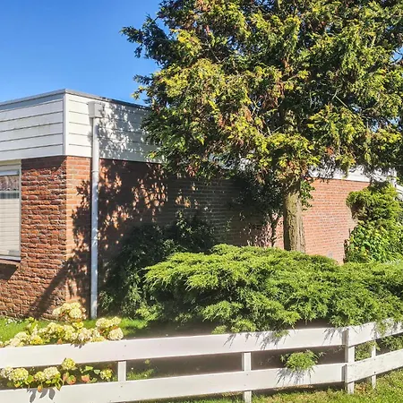 3 Bedroom Cozy In